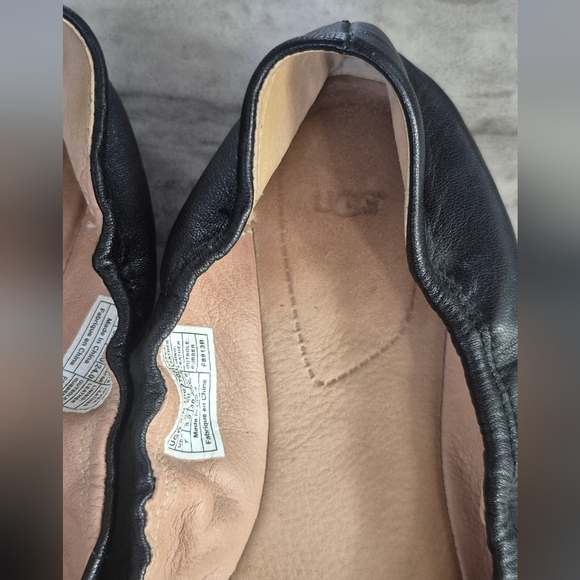 UGG Black Flats with Silver Accents - Picture 4 of 4